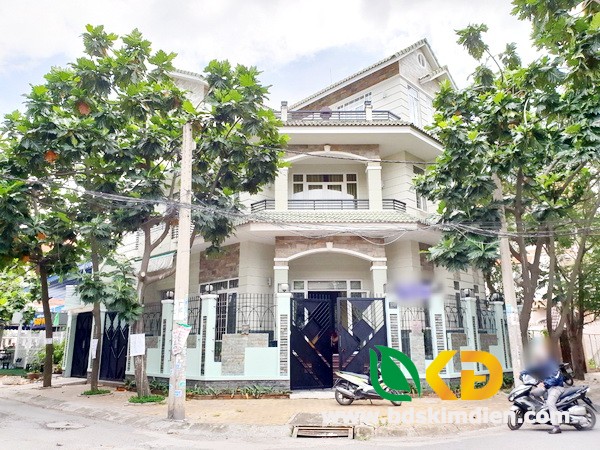 Bán căn Biệt Thự 2 góc mặt tiền đường Tạ Quang Bửu – Bông Sao Phường 5 Quận 8